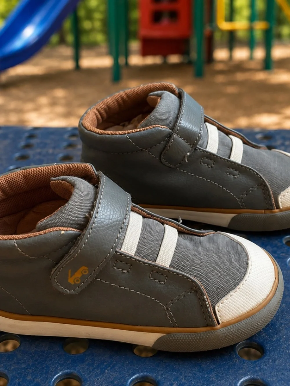 See Kai Run Toddler High-Top Sneakers – Gray – Size US 9